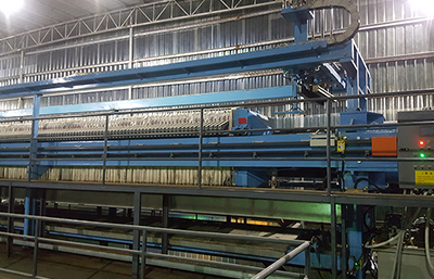 隔膜壓濾機在眾多污泥脫水處理設(shè)備中的優(yōu)勢