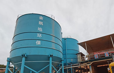 洗砂后的大量泥漿污水使用高壓壓濾機處理達到環評要求