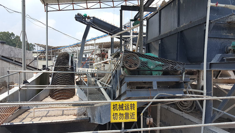 廂式污泥壓濾機設備:處理能力不錯價格合適