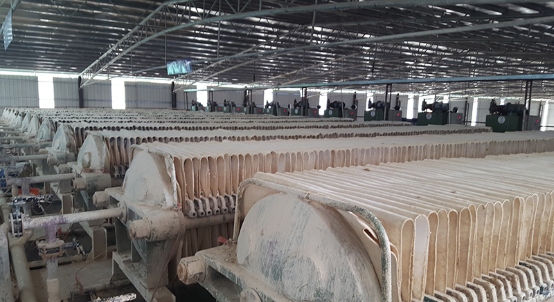 泥漿壓濾機泥漿處理時應注意的細節(jié)及保養(yǎng)技巧